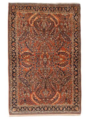 Tappeto saruq persiano antico con intricati dettagli decorativi floreali su sfondo arancione e sul bordo blu scuro