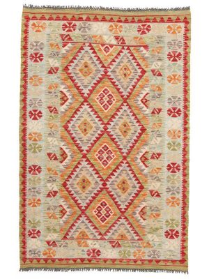 Tappeto contemporaneo kilim maimana con motivi decorativi geometrici e dettagli floreali stilizzati sullo spesso bordo