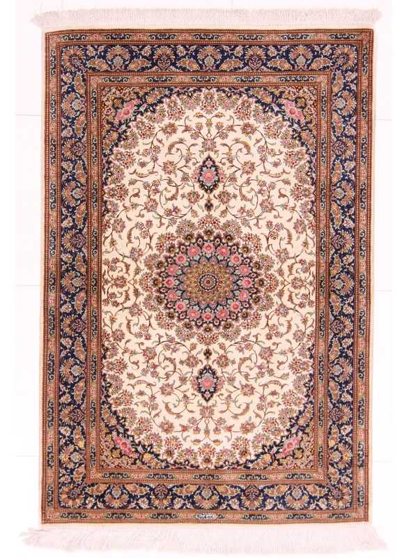 tappeto persiano isfahan bianco e rosso