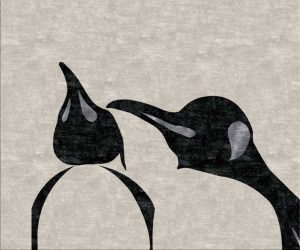 Tappeto contemporaneo Arazi Collection linea Pingu grigio con macchie di colore nere e grigie a delineare due pinguini