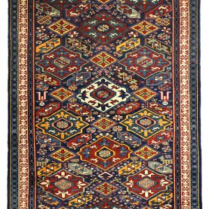 Tappeto persiano antico shirvan con medaglioni rossi, bianchi e gialli a tutto campo su sfondo blu e bordo triplo