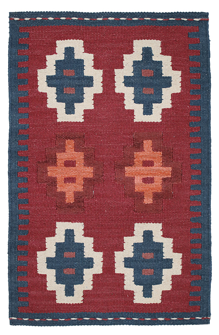 Tappeto contemporaneo kilim artorient con motivi decorativi geometrici astratti su sfondo rosso