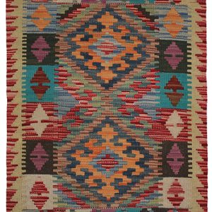 Tappeto contemporaneo kilim artorient con medaglione centrale geometrico lineare a rombo arancione e rosso, con spesso bordo a motivi geometrici e astratti