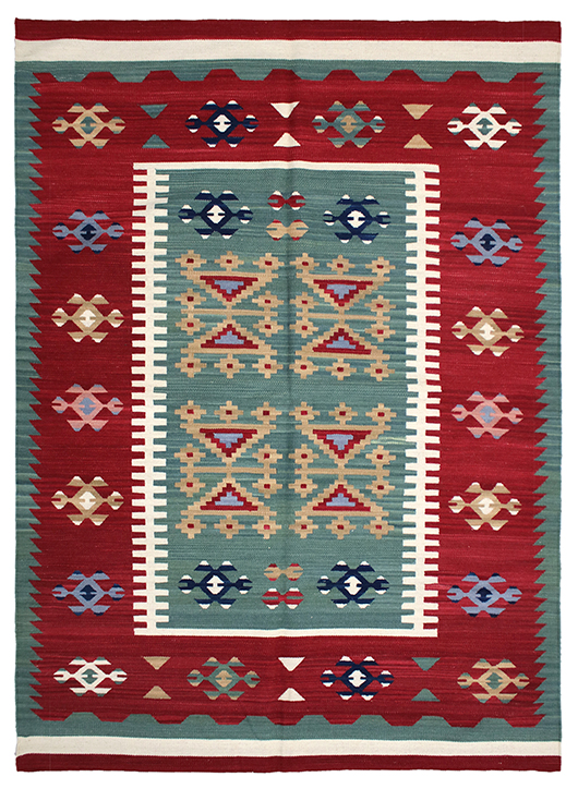 Tappeto contemporaneo kilim artorient con decorazioni geometriche e lineari astratte su sfondo verde a tutto campo, con spesso bordo rosso