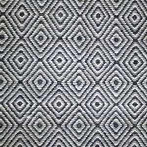 Tappeto contemporaneo Artorient della collezione Arazi Flat, nero, grigio e bianco con decorazioni geometriche a rombo, dettaglio