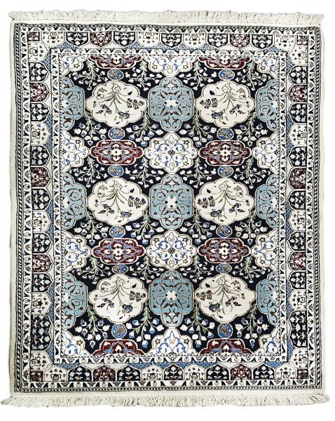 Tappeto persiano originale nain shisla bianco, blu e azzurro con motivi decorativi ripetuto floreali